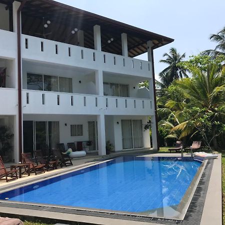 Jippie The Villa Hikkaduwa Buitenkant foto