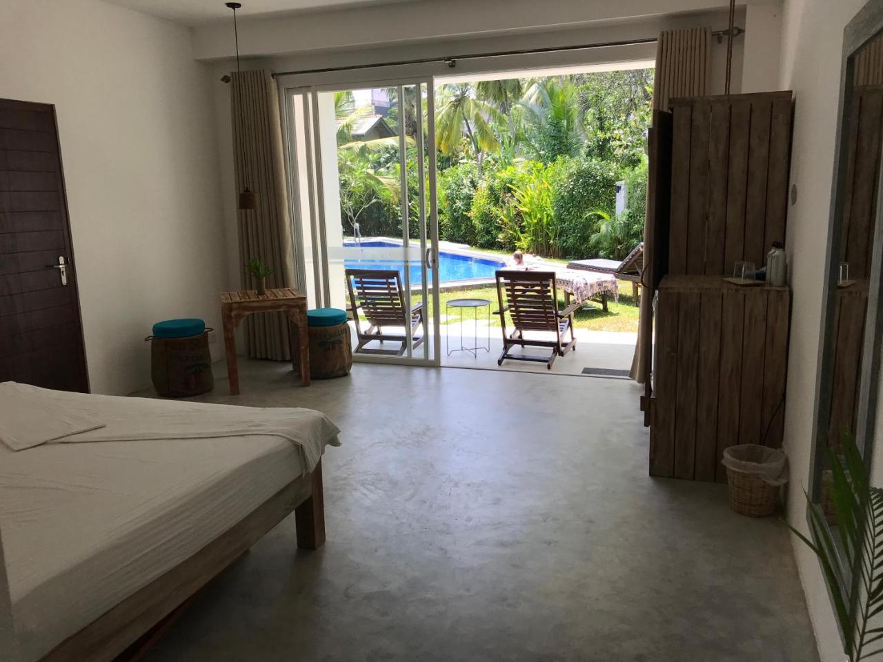 Jippie The Villa Hikkaduwa Buitenkant foto